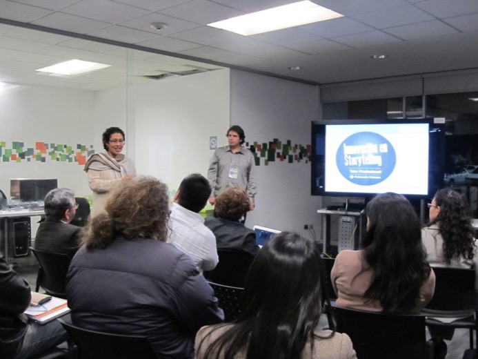 Sala de aula corporativa em sessão de storytelling